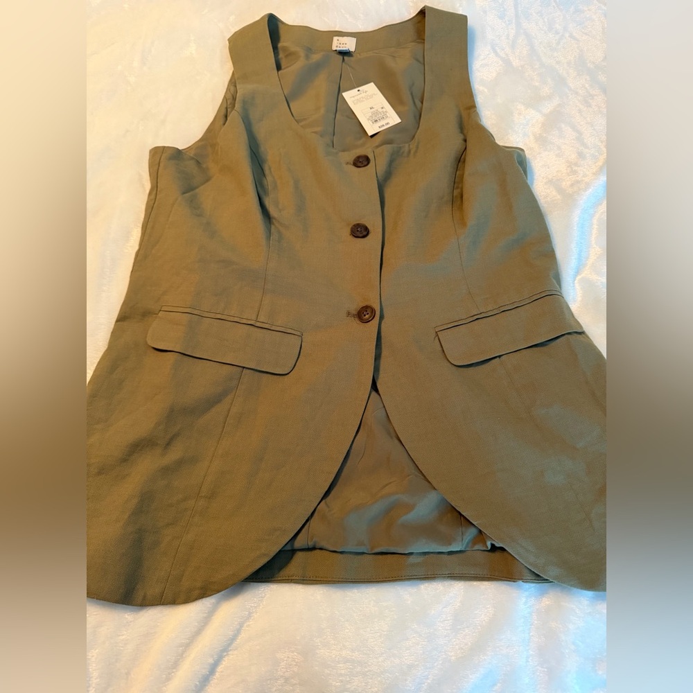 A New Day Khaki Vest - Picture 4 of 14
